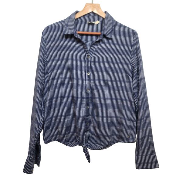 Roxy Women's Cropped Tie Front Striped Button Down Shirt Size Medium - Picture 2 of 9